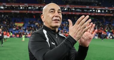 فيفا يشيد بـ حسام حسن: نموذج فريد جمع بين اللاعب الأسطورة والمدرب الناجح فيفا يشيد بـ حسام حسن: نموذج فريد جمع بين اللاعب الأسطورة والمدرب الناجح
