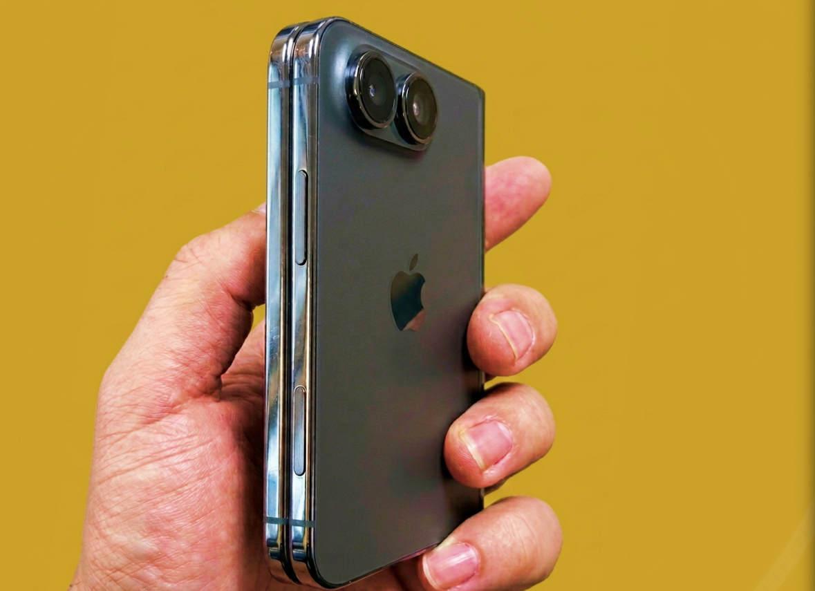 تسريبات: مشاكل تصميم معقدة قد تؤجل هاتف iPhone Ultra القابل للطي إلى أجل غير محدد