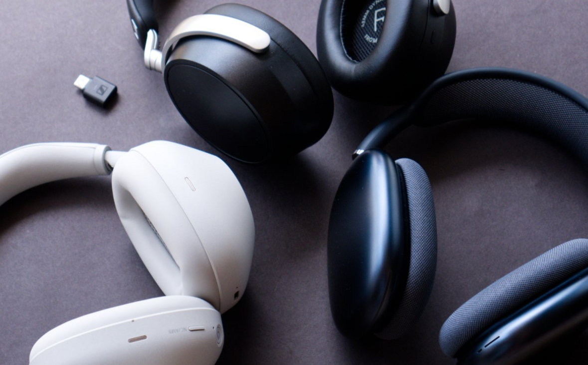 AirPods Max 2 تواجه Sony WH1000XM6 وSennheiser HDB 630 في منافسة السماعات الرائدة