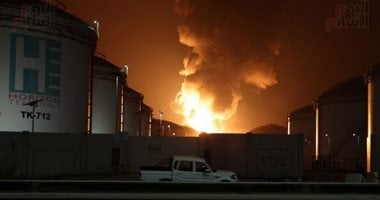 هجوم يستهدف مجمع البتروكيماويات بمدينة ماهشهر الإيرانية هجوم يستهدف مجمع البتروكيماويات بمدينة ماهشهر الإيرانية