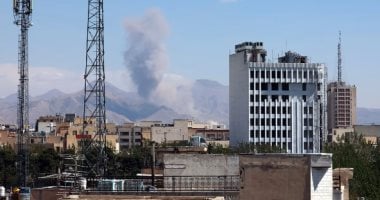 دوى انفجارات تهز محيط مدينة بندر عباس جنوب إيران