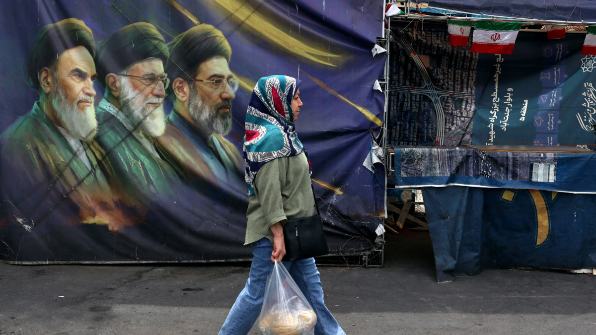 Iranian opposition news site got 800m in debt relief: Report Iranian opposition news site got 800m in debt relief: Report