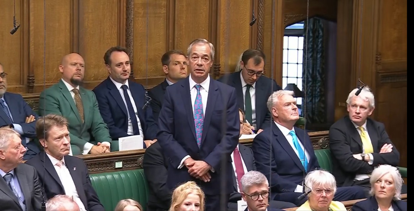Starmer accuses Farage of inciting rage in wake of Southampton riot