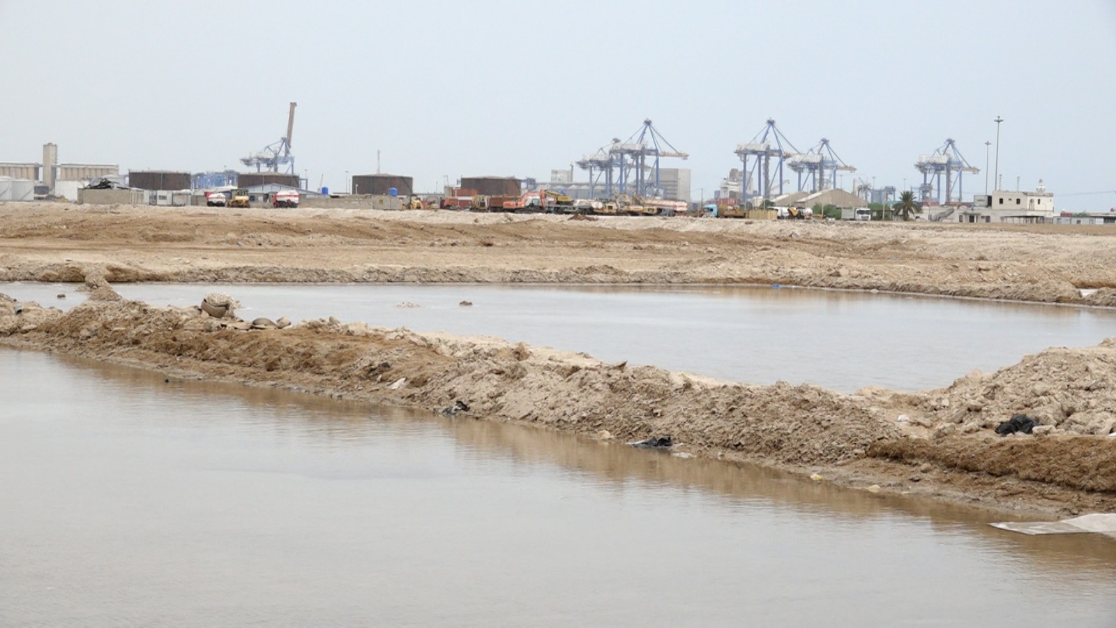 مشروع القطعة واحد ملاحة: بوابة بورتسودان لمليارات الدولارات ومنصة لجذب الاستثمارات العالمية مشروع القطعة واحد ملاحة: بوابة بورتسودان لمليارات الدولارات ومنصة لجذب الاستثمارات العالمية