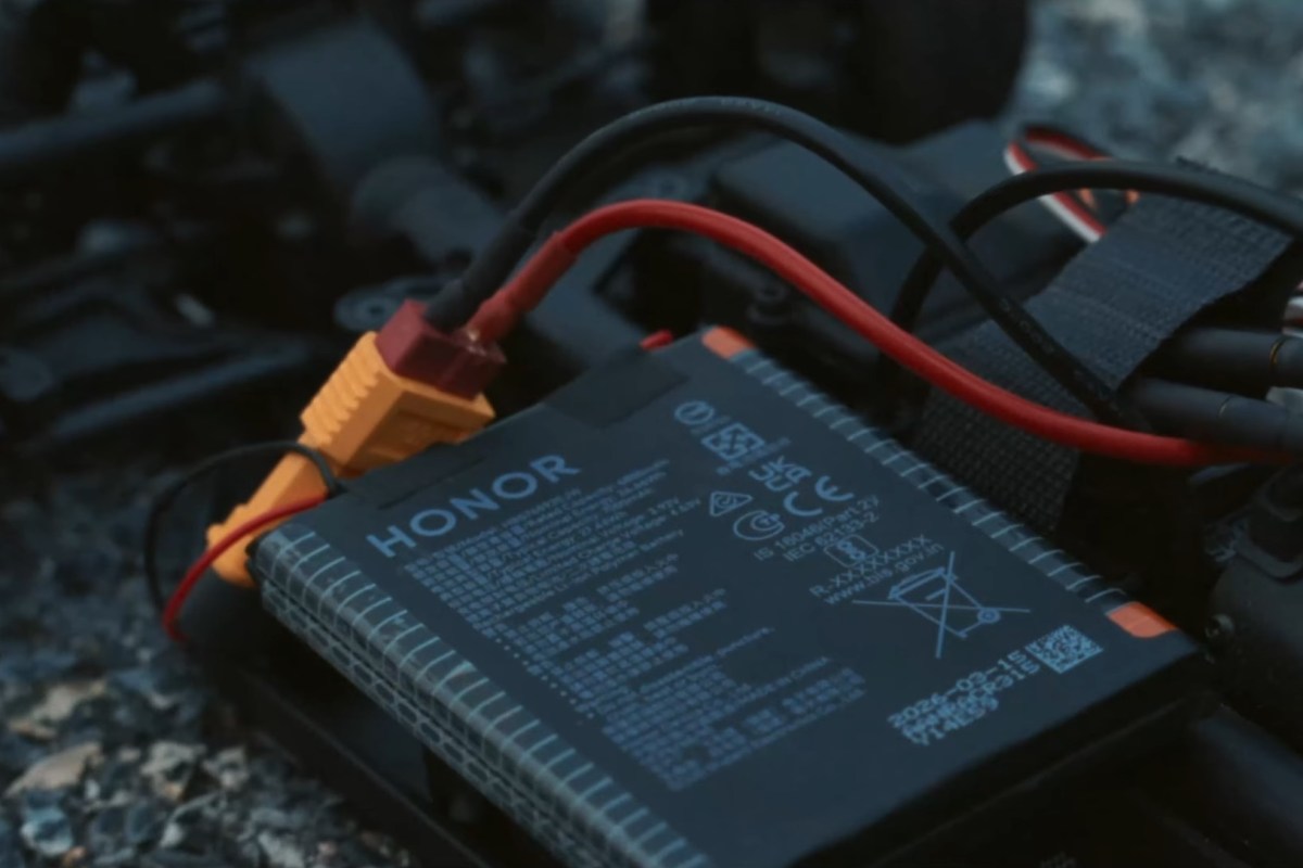 هاتف Honor 600 يتفوق على iPhone 17 Pro وGalaxy S26 في اختبار بطارية غير معتاد
