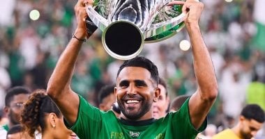 اللاعبون الأفارقة الأكثر تتويجا بالألقاب.. رياض محرز يعادل دروجبا