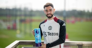 ثنائي مانشستر سيتي ينافس برونو على جائزة لاعب الموسم في الدوري الإنجليزي ثنائي مانشستر سيتي ينافس برونو على جائزة لاعب الموسم في الدوري الإنجليزي