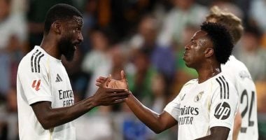 ريال بيتيس ضد الريال.. الملكى يتفوق بهدف فينيسيوس فى الشوط الأول فيديو