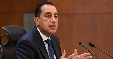 رئيس الوزراء يتابع تأمين احتياجات قطاع البترول والوفاء بمستحقات الشركاء الأجانب