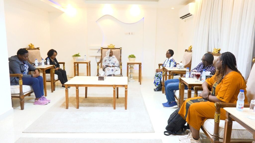 وفد أفريقي رفيع في بورتسودان لدعم السودانيات.. رسائل قوية حول المرأة والسلام وفد أفريقي رفيع في بورتسودان لدعم السودانيات.. رسائل قوية حول المرأة والسلام