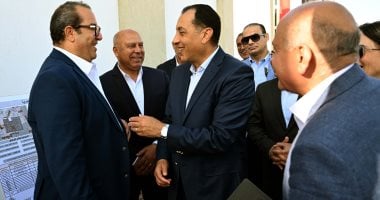 رئيس الوزراء يتابع الموقف التنفيذي لمشروع إنشاء 17 تجمعا تنمويا حضريا برفح والشيخ زويد