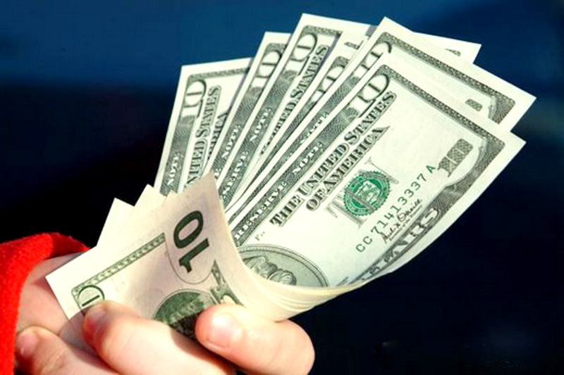 تعديل سعر الدولار الجمركي بنسبة 5.37