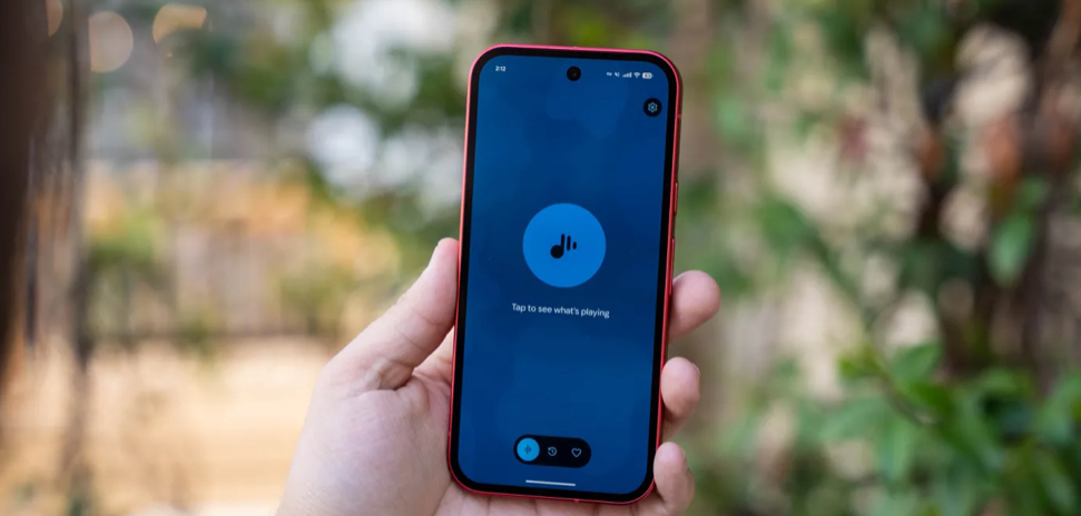 جوجل تحدث ميزة Now Playing في Pixel لأول مرة بتغييرات جديدة جوجل تحدث ميزة Now Playing في Pixel لأول مرة بتغييرات جديدة
