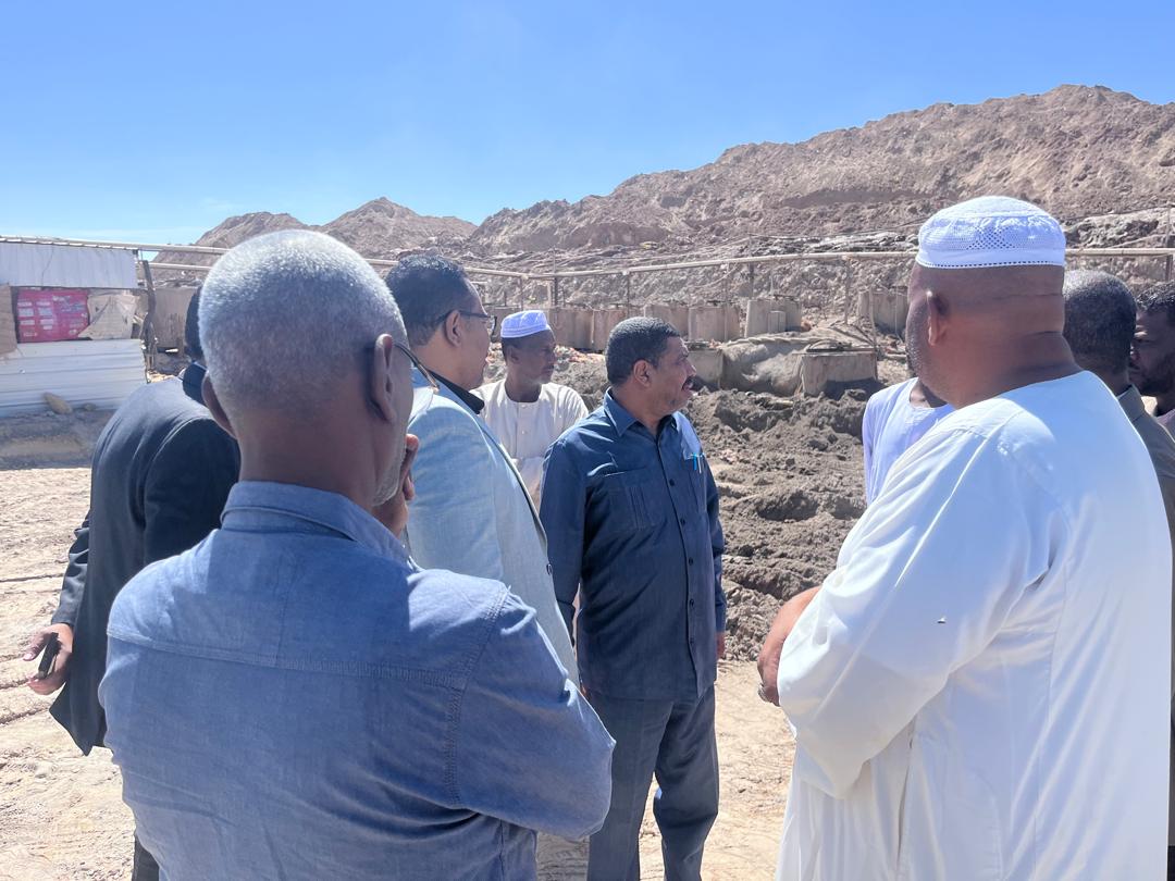 مدير بنك أمدرمان يتفقد أسواق دارمالي والعبيدية لتعزيز الانتشار المصرفي