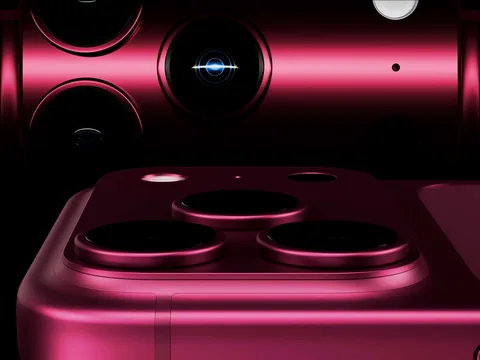 تسريبات جديدة تكشف ألوان وتصميم كاميرا هواتف iPhone 18 Pro و iPhone 18 Pro Max