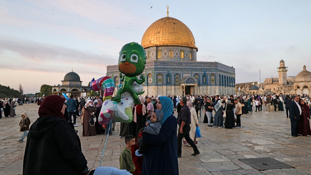 British MP asks government to clarify stance on Jordanian custodianship of AlAqsa