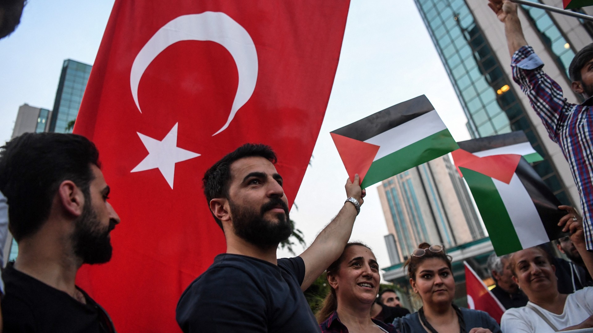 Israel may need 6m to move Istanbul consulate Israel may need 6m to move Istanbul consulate