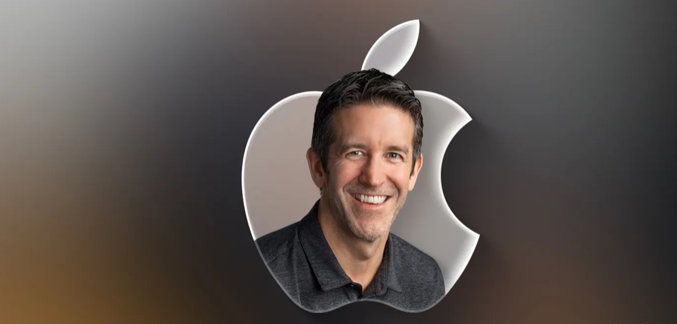 لماذا يعد توقيت تغيير منصب الرئيس التنفيذي في أبل عاملا حاسما