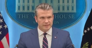 هيجسيث: سنواصل تنفيذ أكبر موجة من الضربات الأمريكية... وطهران أمام خيار حاسم هيجسيث: سنواصل تنفيذ أكبر موجة من الضربات الأمريكية... وطهران أمام خيار حاسم