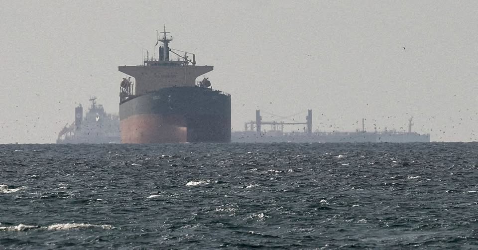 عاجل..إيران: فتح كامل لمضيق هرمز