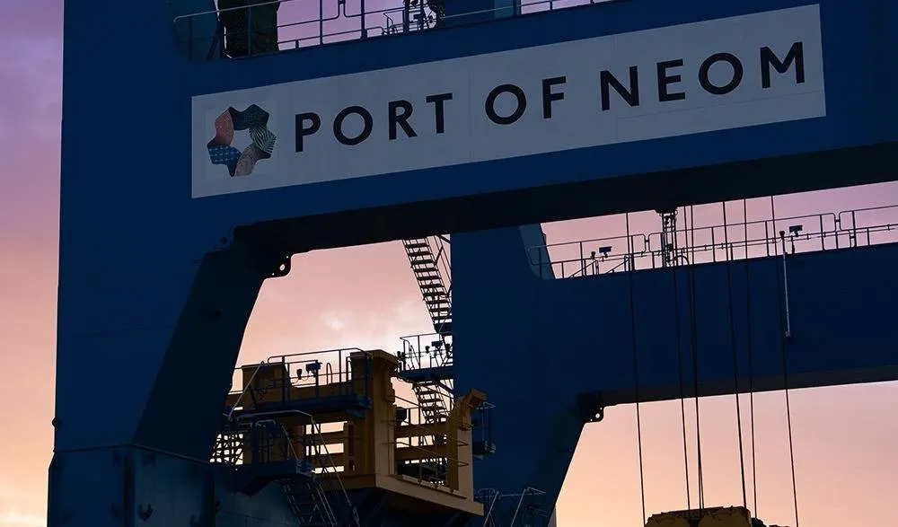 ميناء نيوم يعيد رسم خريطة التجارة العالمية من شمال السعودية