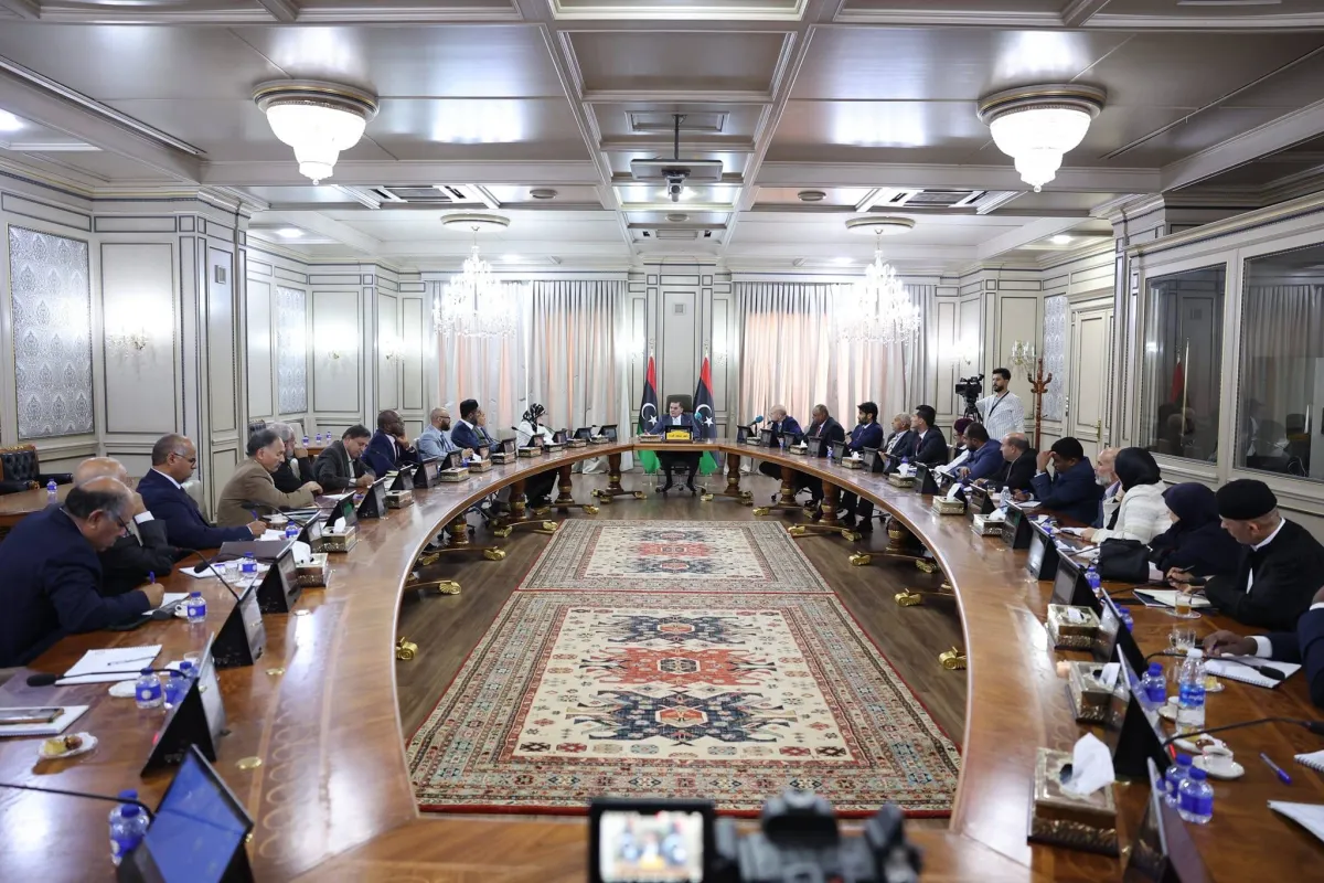 تمسك الدبيبة بـالدستور أولا يعيد الجدل في ليبيا تمسك الدبيبة بـالدستور أولا يعيد الجدل في ليبيا