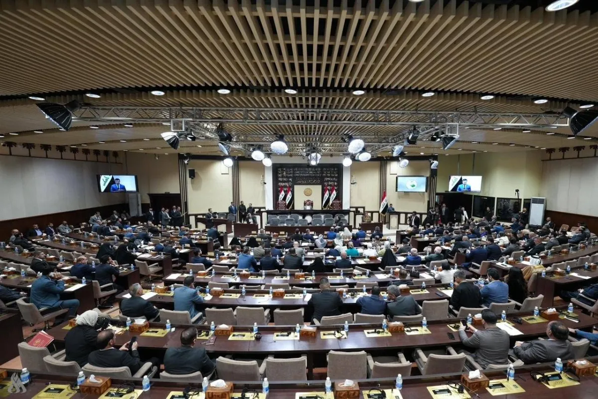 العراق في فراغ دستوري حكوميا