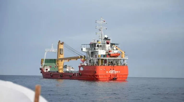 شركات تأمين في لندن توفر تغطية بمليار دولار لسفن الشحن بمضيق هرمز