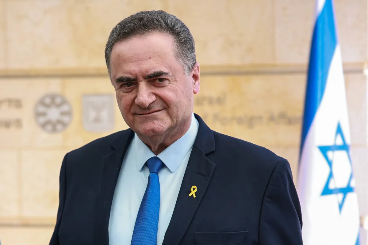 كاتس: نعيم قاسم يلعب بنار ستحرق حزب الله وكل لبنان