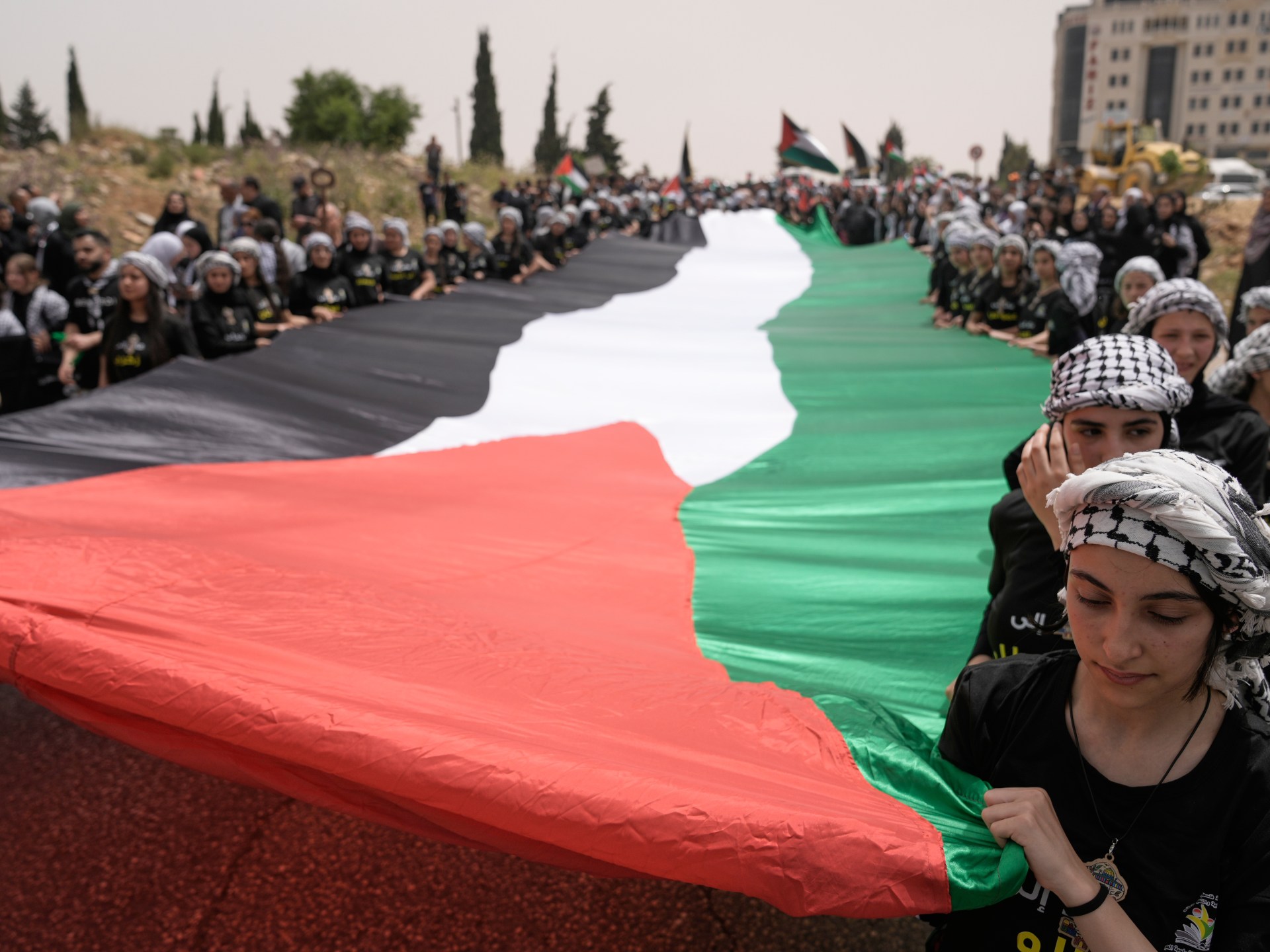 بن غوريون مدفون في وطني وأنا بالمنفى.. مؤرخ فلسطيني يروي قصته