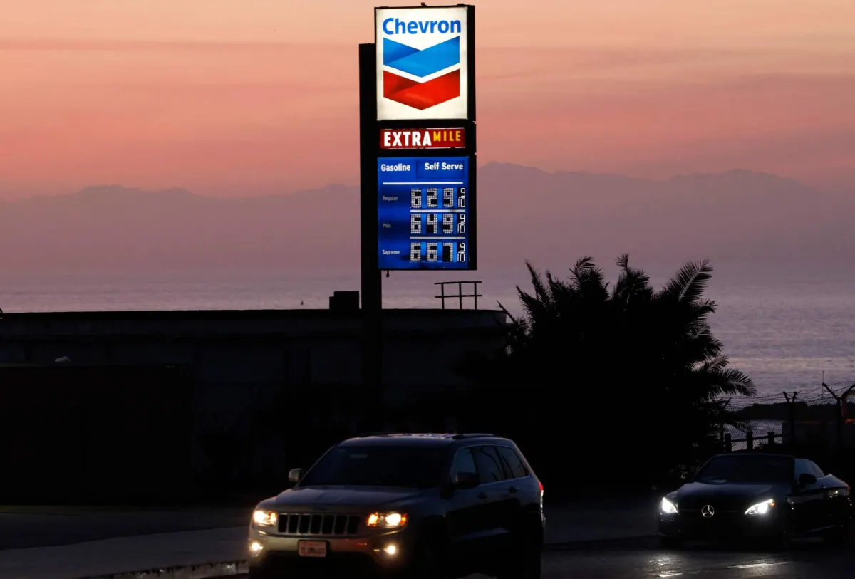 شيفرون تتوقع قفزة في أرباح التنقيب والإنتاج بدعم ارتفاع أسعار النفط والغاز شيفرون تتوقع قفزة في أرباح التنقيب والإنتاج بدعم ارتفاع أسعار النفط والغاز