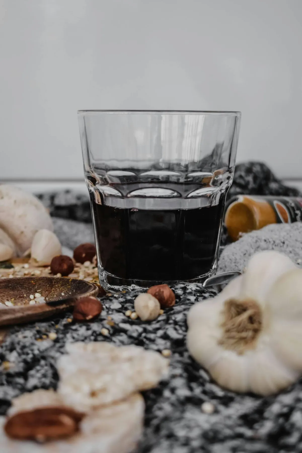 الثوم والكركديه: هل يخفضان ضغط الدم عند تناولهما معا