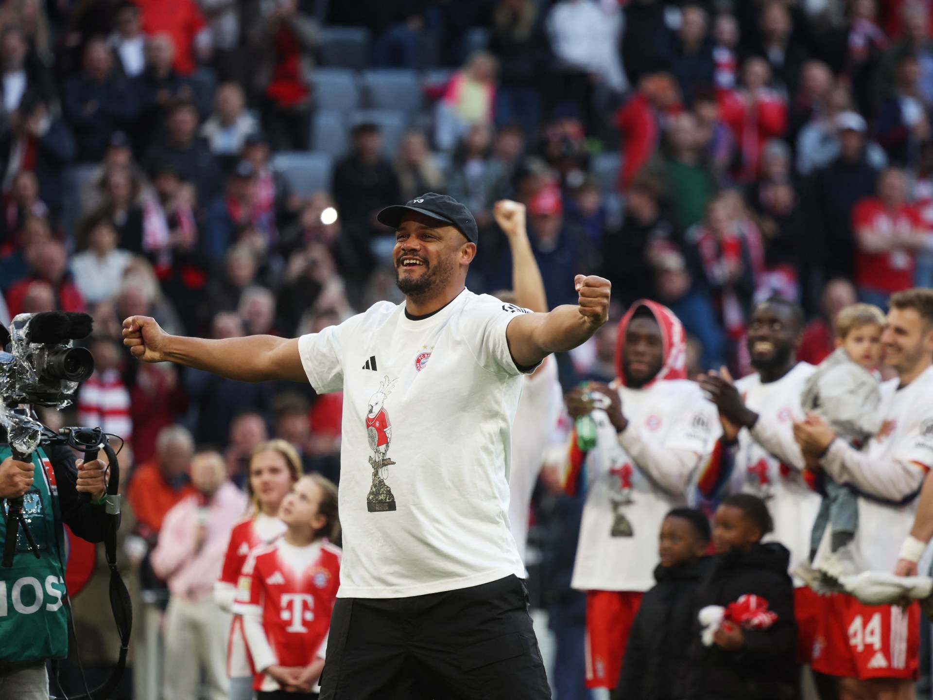 على خطى فينغر.. كومباني من مرارة الهبوط إلى قمة المجد