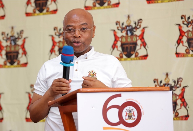 نائب محافظ بنك أوغندا يكشف سر صمود الشلن : استقرار الأسعار مفتاح قوة العملة