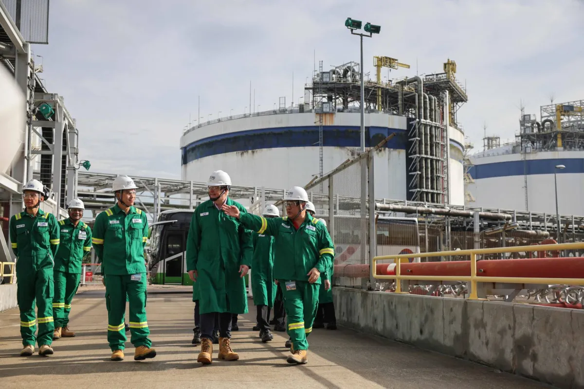 وزراء مالية رابطة آسيان قلقون من تداعيات توتر حرب إيران