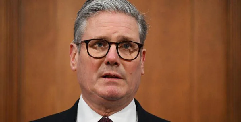 مكتب رئيس وزراء بريطانيا: ستارمر وترمب ناقشا فتح مضيق هرمز مكتب رئيس وزراء بريطانيا: ستارمر وترمب ناقشا فتح مضيق هرمز