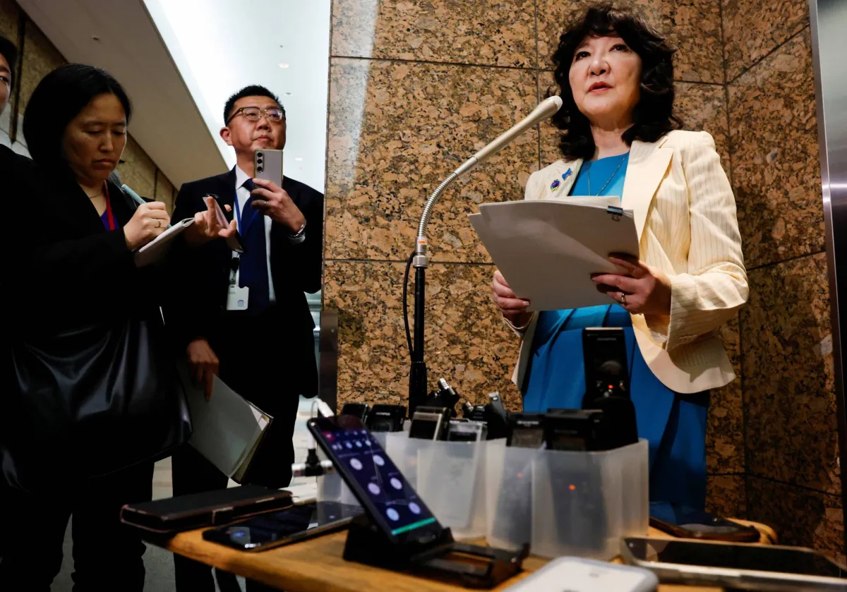 اليابان بين مخاطر الذكاء الاصطناعي... وضغوط العملة