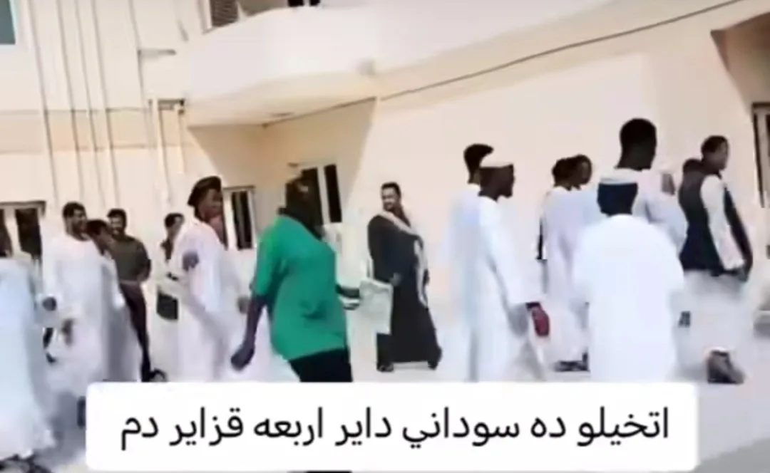 شاهد بالصورة والفيديو.. سودانيون يقيمون نفرة ويتجمعون بالعشرات داخل إحدى المستشفيات بالخارج للتبرع لمريض يحتاج للقليل من الدم شاهد بالصورة والفيديو.. سودانيون يقيمون نفرة ويتجمعون بالعشرات داخل إحدى المستشفيات بالخارج للتبرع لمريض يحتاج للقليل من الدم