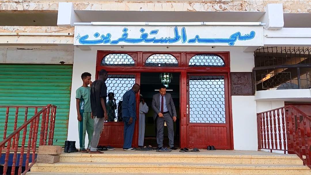 المستغفرين.. البشير يناشد مواطني الخرطوم  