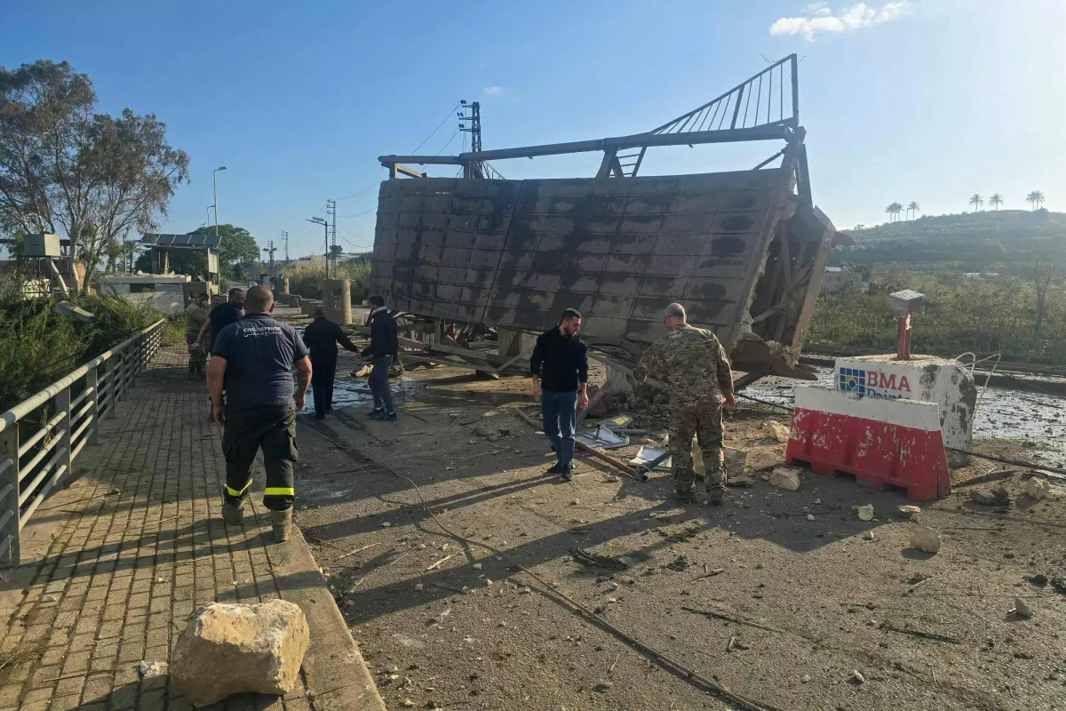 إسرائيل تواصل استهداف آخر جسور الليطاني مهددة بعزل جنوب لبنان بالكامل