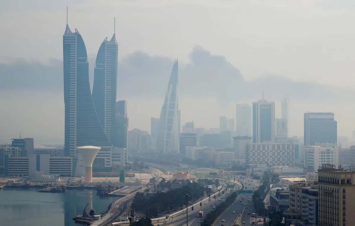 البحرين تمنع سفر مواطنيها إلى إيران والعراق