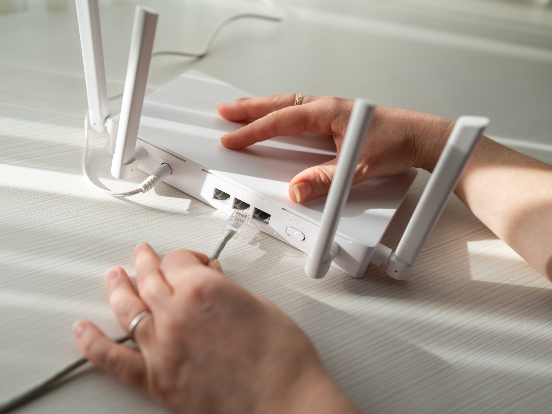 5 أخطاء تقتل سرعة الـواي فاي المنزلي 5 أخطاء تقتل سرعة الـواي فاي المنزلي