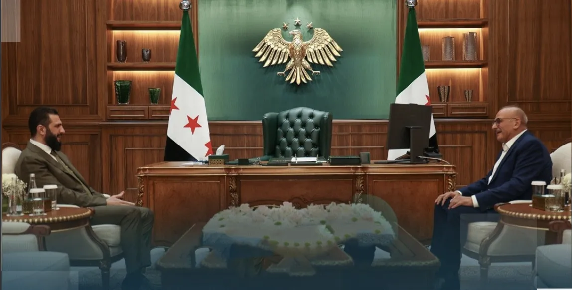 الشرع يستقبل الفنان جمال سليمان بقصر الشعب في دمشق