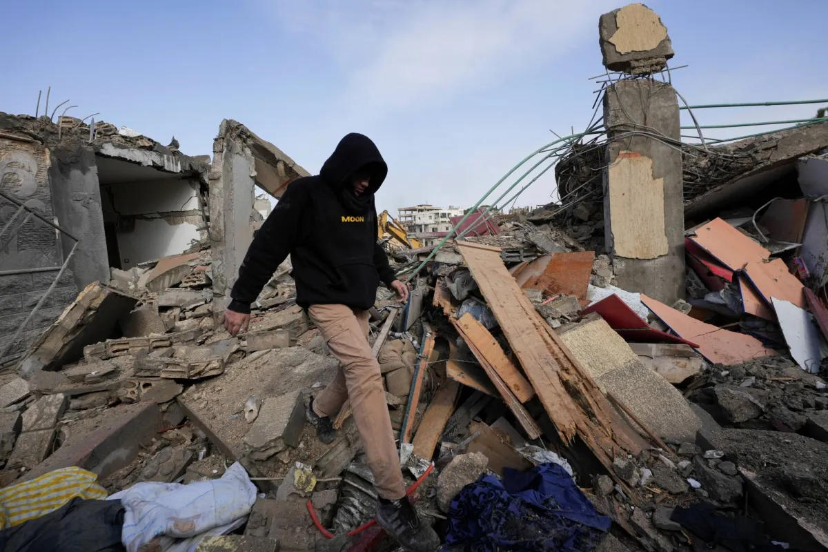 الرئيس اللبناني يدعو لمفاوضات مع إسرائيل لعدم جعل جنوب لبنان مثل غزة