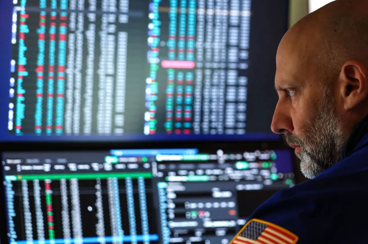 زخم التفاؤل يغذي تدفقات صناديق الأسهم العالمية للأسبوع الرابع