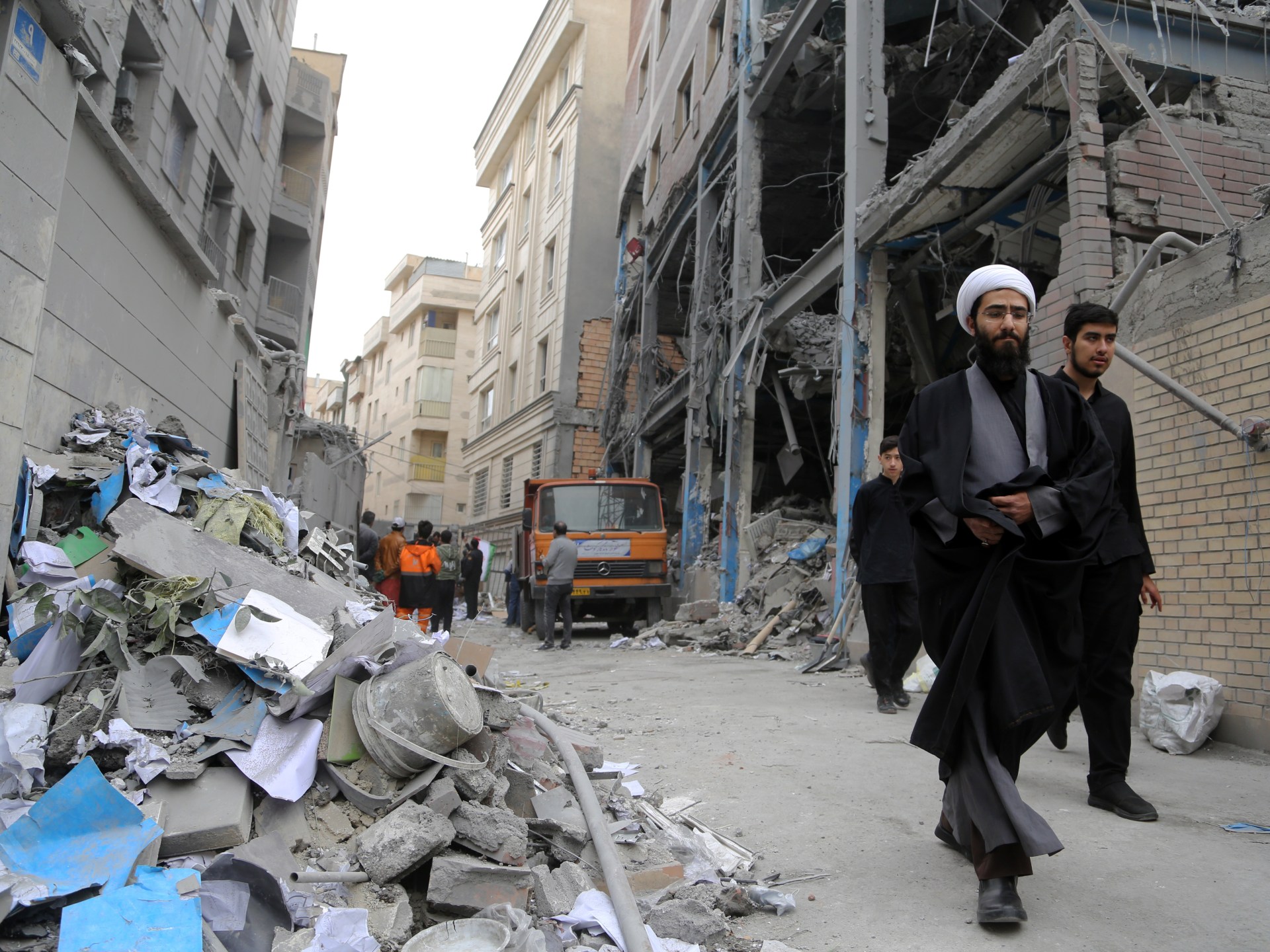 بعد تهديده بـمحو الحضارة..هل يطبق ترمب عقيدة الضاحية في إيران بعد تهديده بـمحو الحضارة..هل يطبق ترمب عقيدة الضاحية في إيران