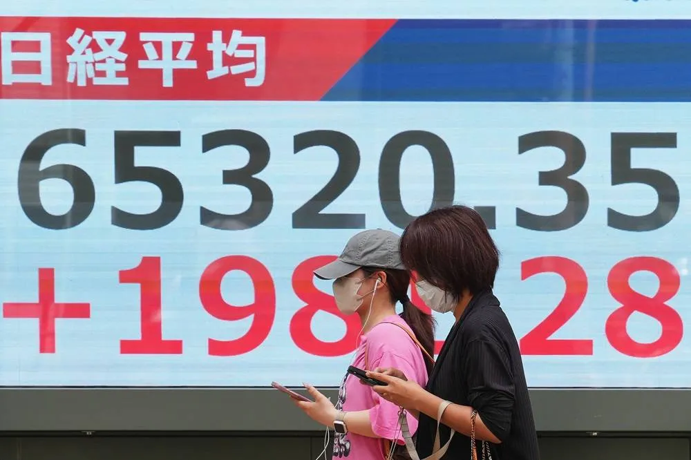 Asian Shares Mostly Gain and Oil Prices Fall After Trump Says Peace Talks on Iran War Are Proceeding Asian Shares Mostly Gain and Oil Prices Fall After Trump Says Peace Talks on Iran War Are Proceeding