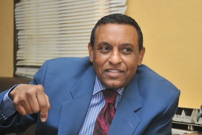 رئيس وزراء السودان يكتب للجزيرة: هذا مسار الخروج من أتون الحرب رئيس وزراء السودان يكتب للجزيرة: هذا مسار الخروج من أتون الحرب