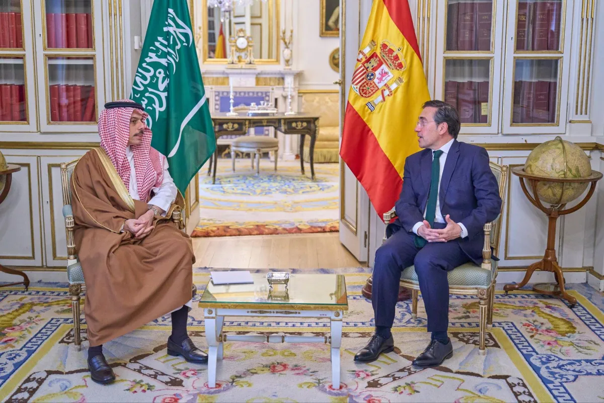 تشديد سعودي على عودة هرمز إلى ما قبل 28 فبراير تشديد سعودي على عودة هرمز إلى ما قبل 28 فبراير