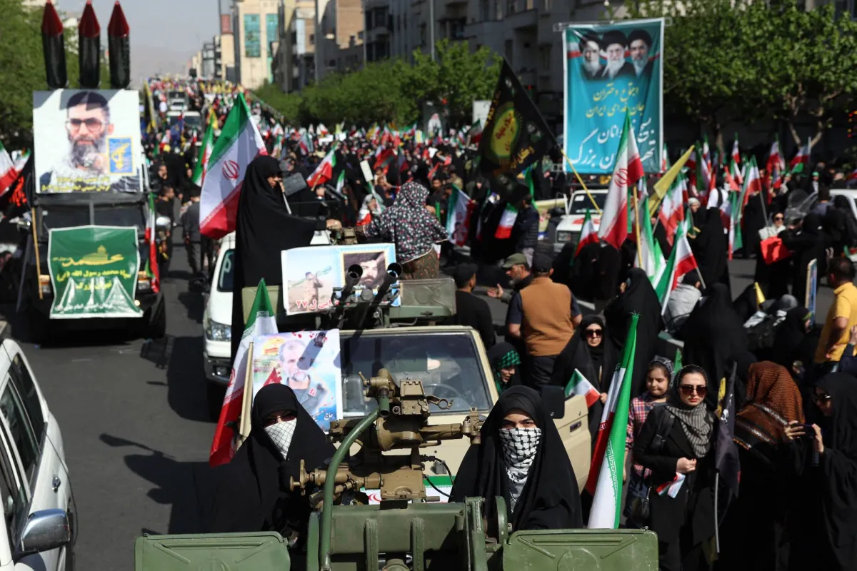 طهران تلوح بإعادة إغلاق هرمز إذا استمر الحصار البحري الأميركي